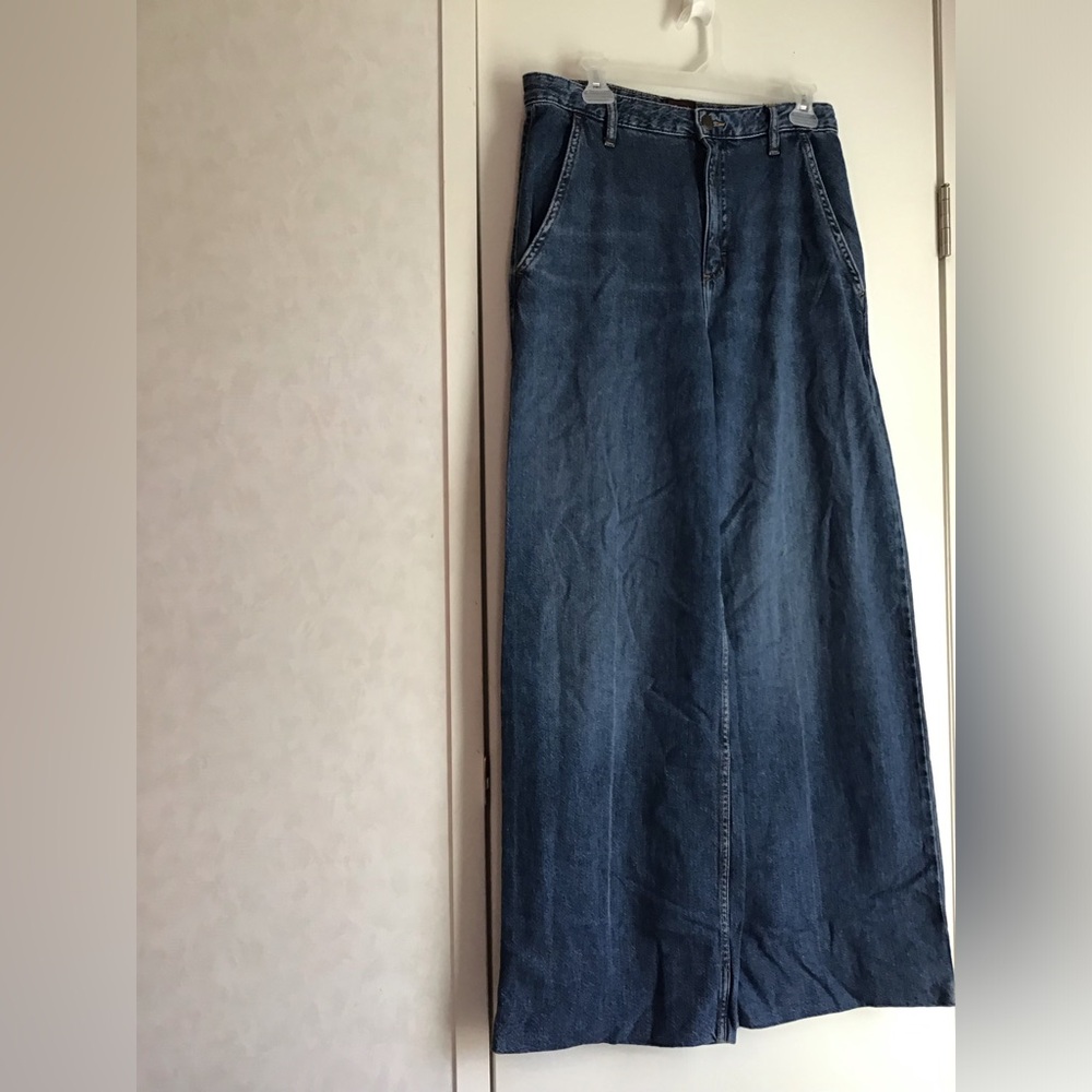 SOLD ON ANOTHER PLATFORM Jeans 30” Wide Leg Full Length High-Rise MSRP $109